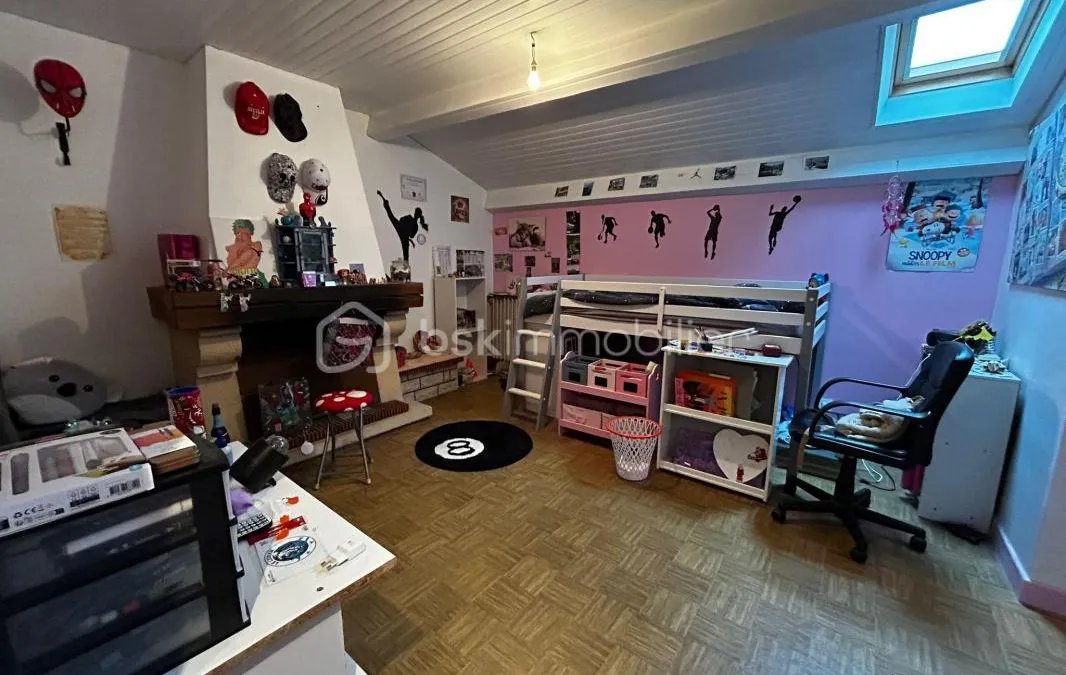 Photo 8