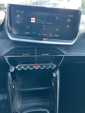 Peugeot 208 hybrid 110 ch e-dcs6 — photo 20