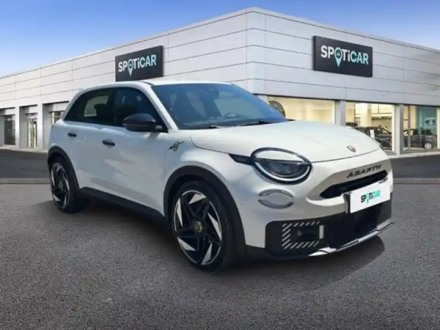 Abarth 600 e 240ch 54kwh turismo — photo 3