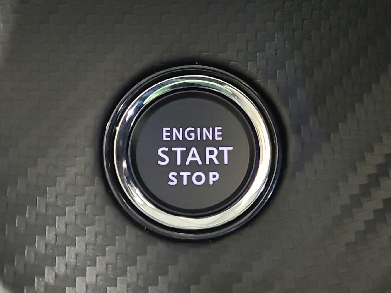 Peugeot 2008 hybrid 145 e-dcs6 allure — photo 28