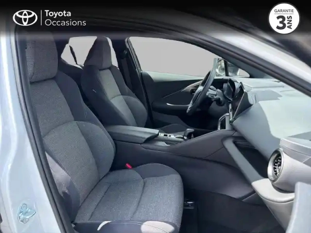 Toyota C-Hr 2.0 hybride rechargeable 225ch graphic my26 véhicule neuf — photo 10