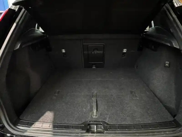 Volvo Xc40 b3 163 ch dct7 plus — photo 13