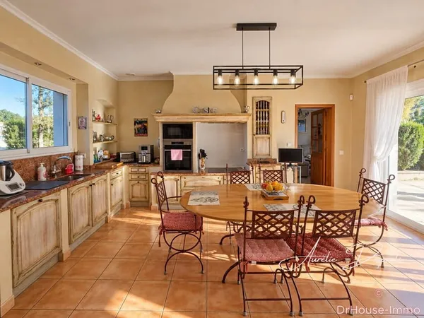 EXCLUSIVITÉ RABASTENS - Maison 140 m² 3 chambres avec pigeonnier, garage et jardin de 887 m²