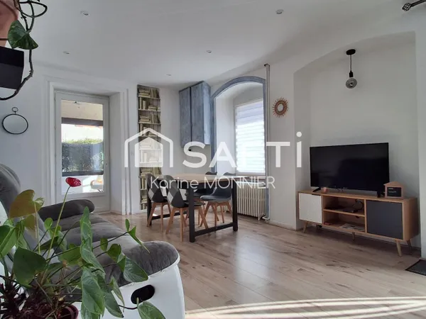 Une maison avec 2 logements