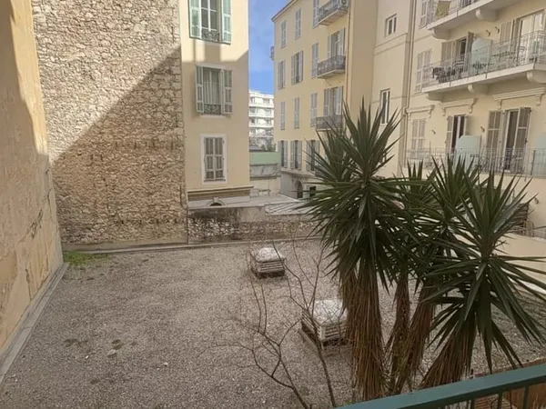 Appartement 2 pièces 61 m²