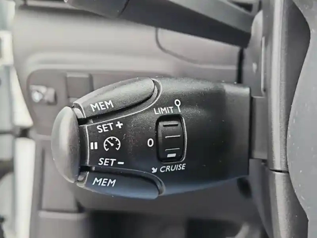Citroën C3 puretech 83 s&amp;s bvm5 — photo 20