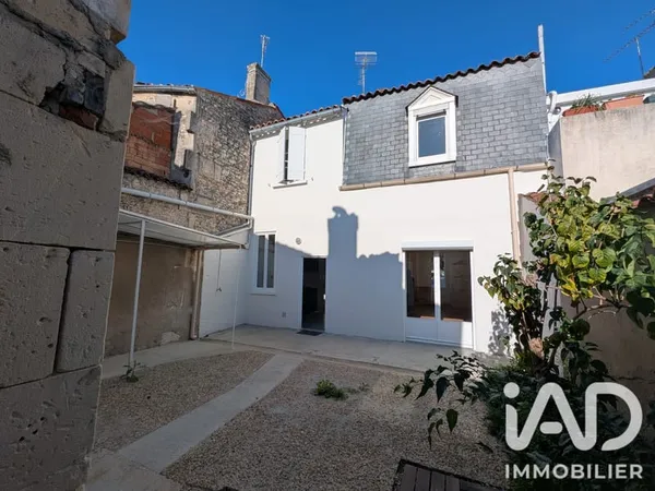 Maison 2 pièces 70 m²