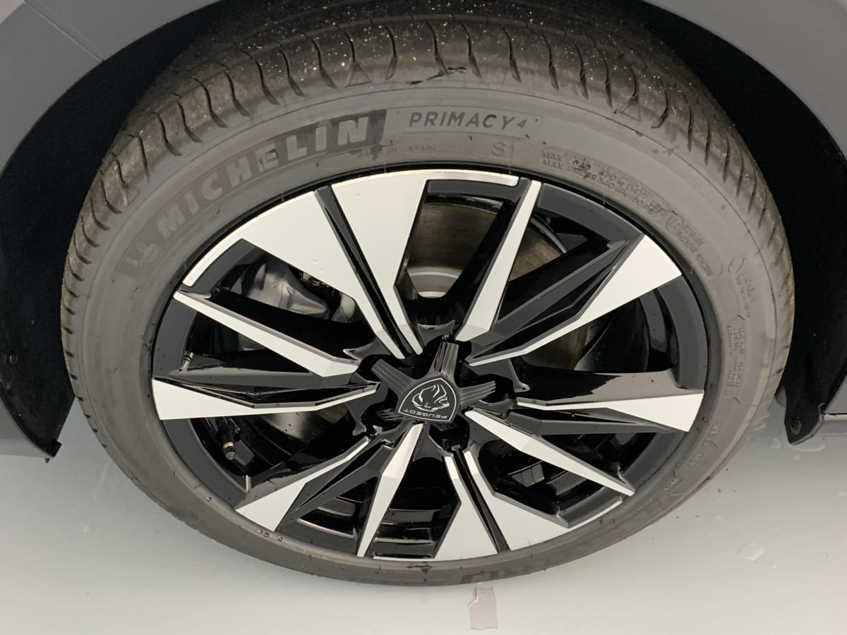 Peugeot 308 — photo 22