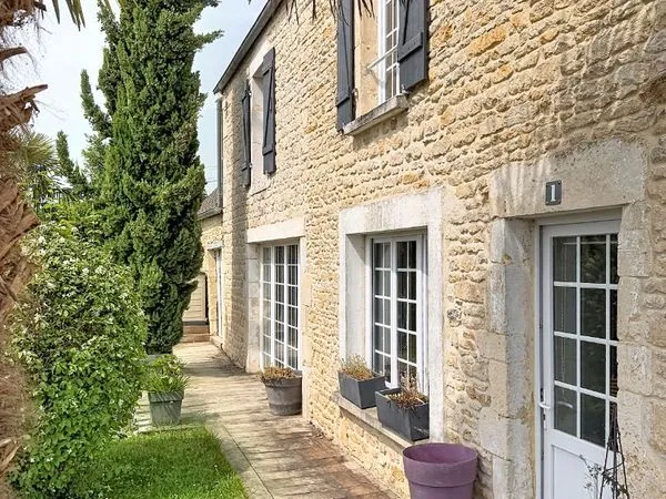 Maison 7 pièces 180 m²