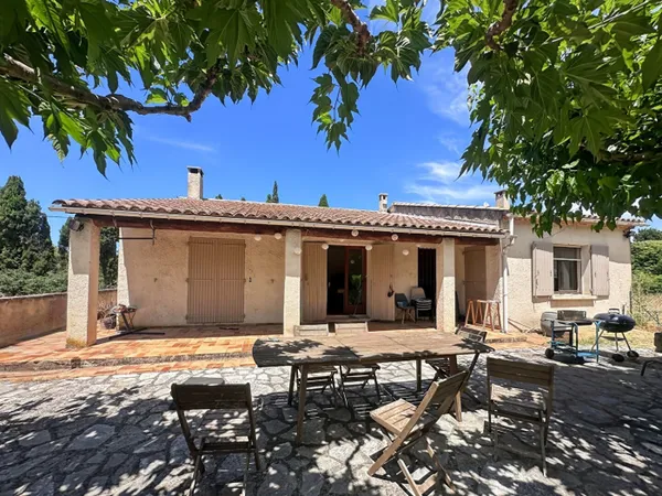 Maison au pied des Alpilles