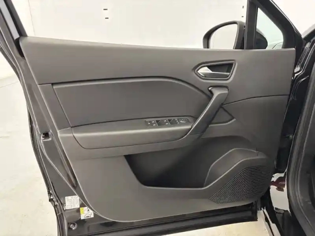 Renault Captur tce 90 — photo 11