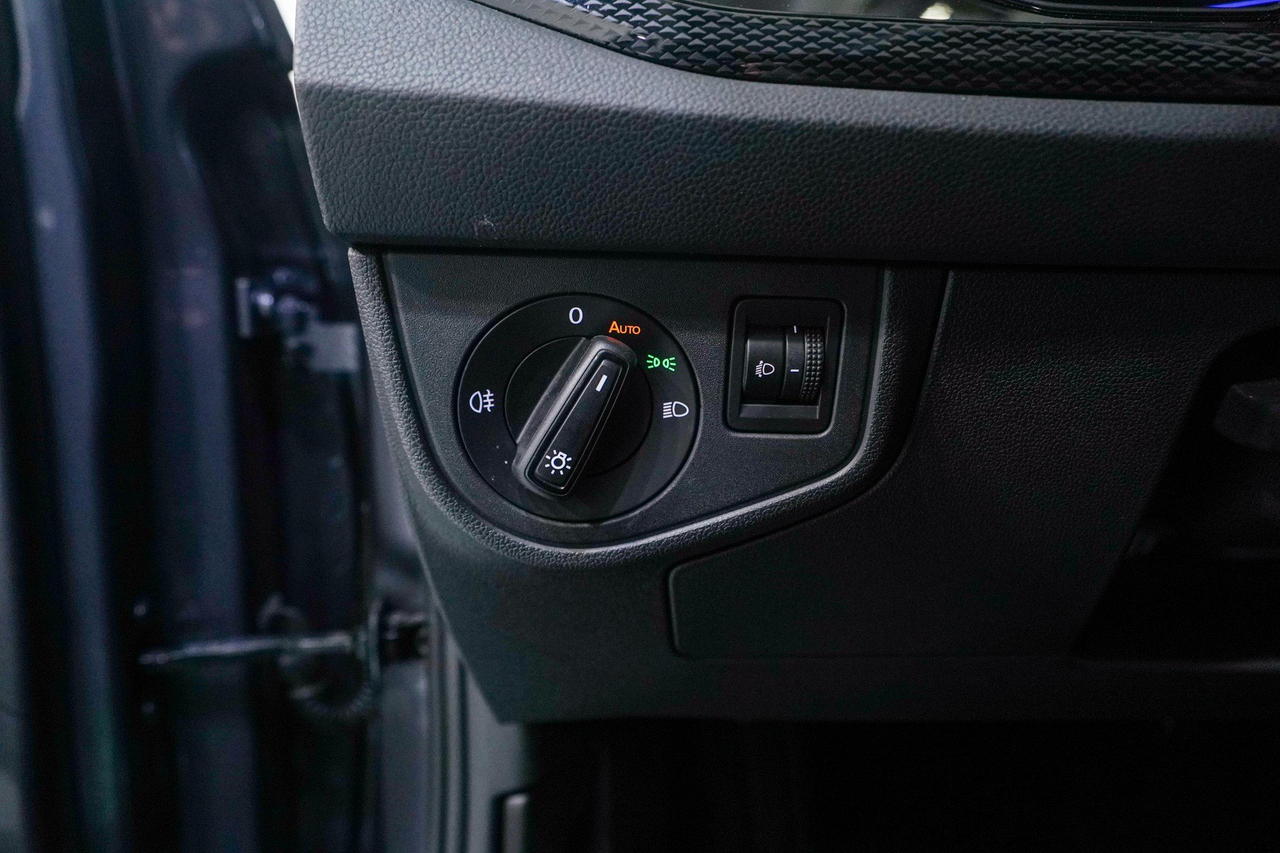 Volkswagen Polo — photo 22