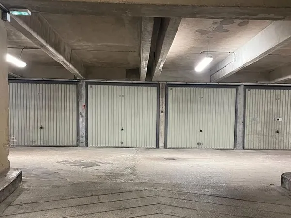 Box fermé - Garage