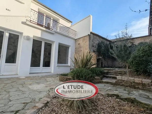 Maison de bourg rénovée à neuf avec garage Haute-Goulaine