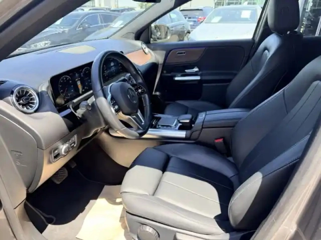 Mercedes Gla 250 e business line — photo 13