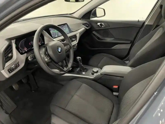 Bmw Serie 1 série 1 118i 136ch business design — photo 8