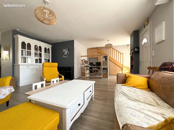 Maison 6 pièces 110 m²