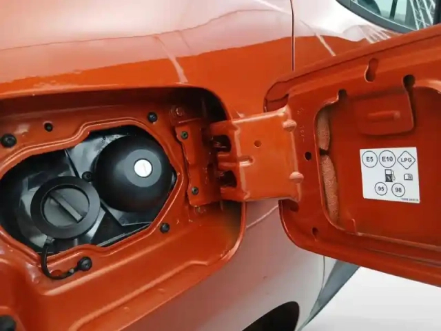 Dacia Duster 1.0 eco-g 100ch essential 4x2 — photo 189