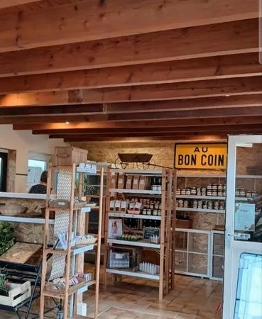 Bâtiment commercial stockage