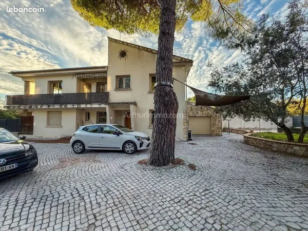 Duplex 6 pièces 166 m²