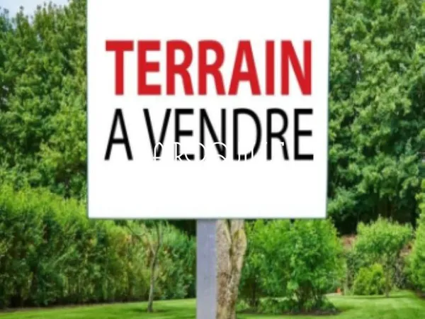 Terrain 2395 m² MONTS