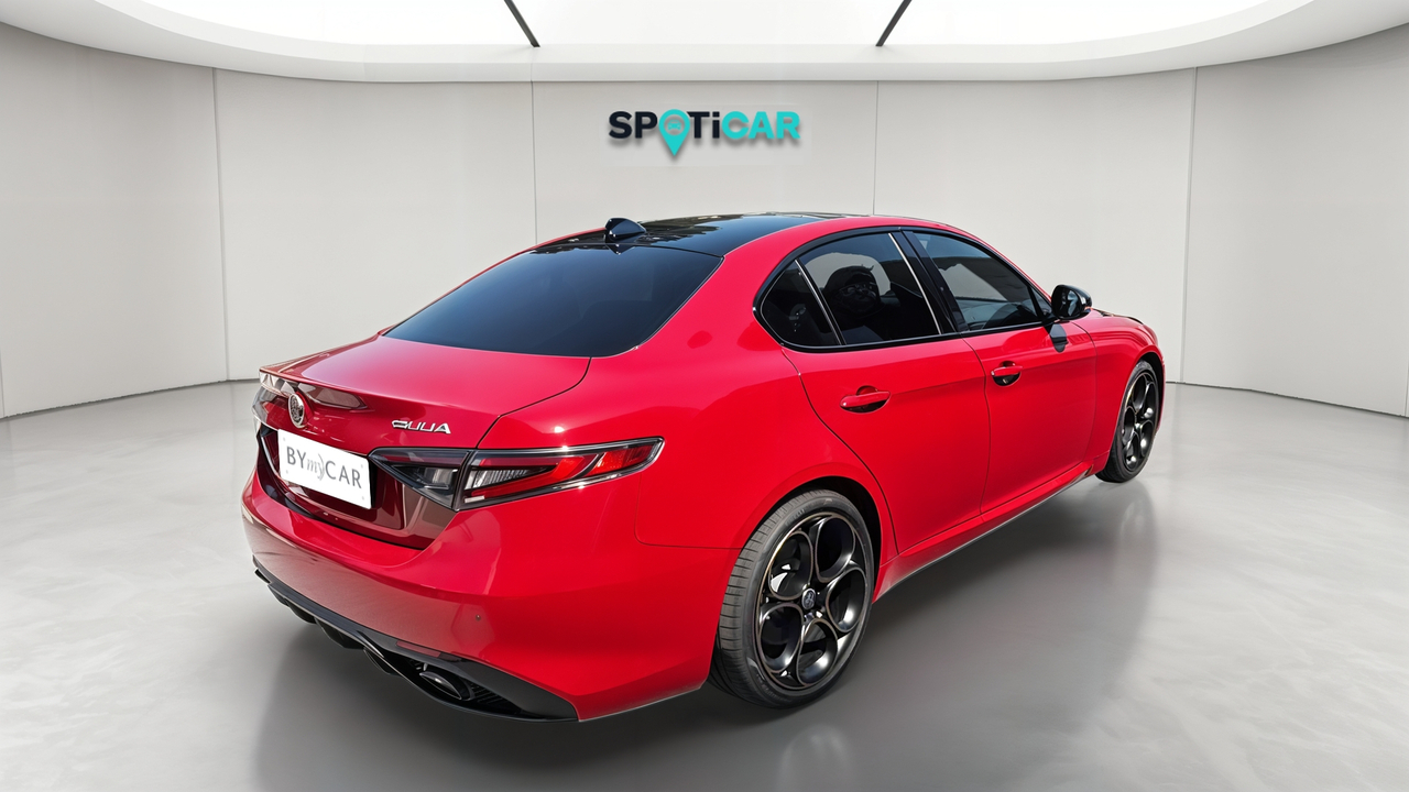 Alfa Romeo Giulia 2.2 160 ch AT8 — photo 5