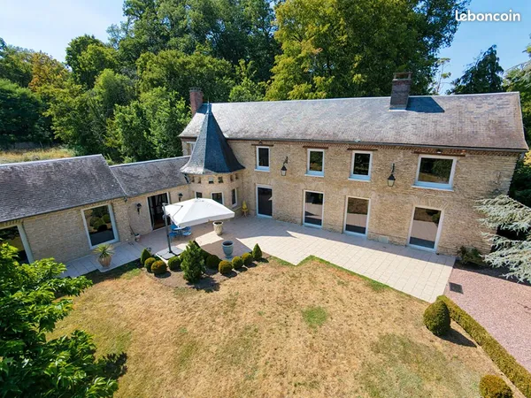 Propriété 10 pièces 398 m²