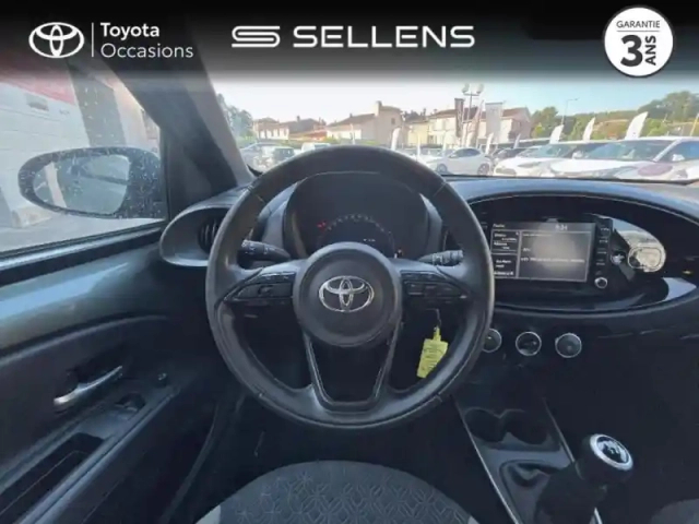 Toyota Aygo x 1.0 vvt-i 72ch design — photo 9