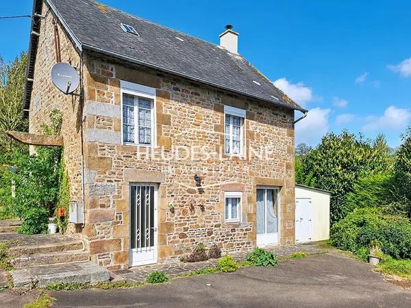 Maison pierres à rénover 50300 Saint -Jean de la Haize