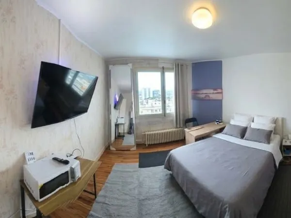 Chambre meublée 13m2 dans villa