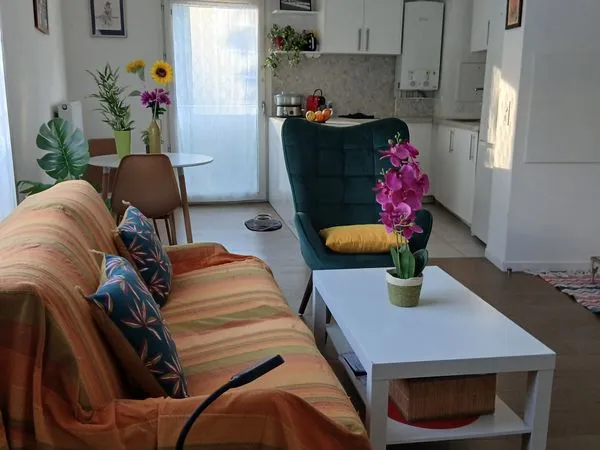 T2 récent de 40 m² à Gentilly - Sans vis-à-vis - DPE C - Parking en option