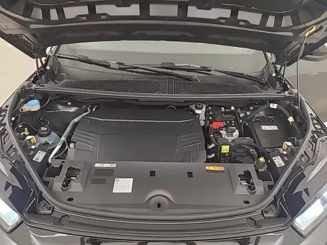 Peugeot 3008 electrique 210 ch 73 kwh — photo 48