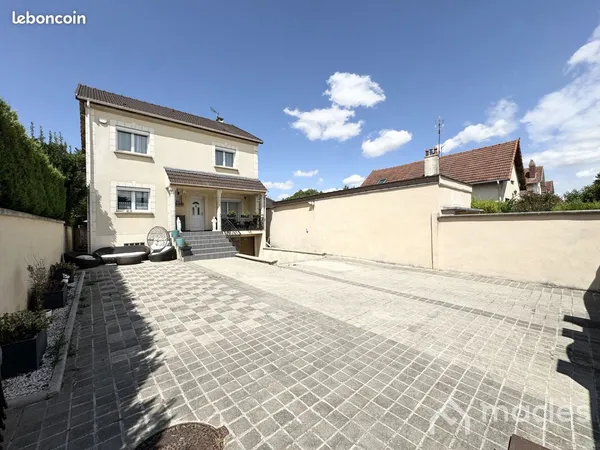 Maison 6 pièces 120 m²