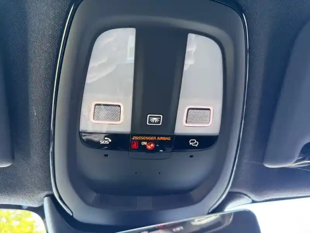 Volvo Xc40 recharge extended range 252 ch 1edt — photo 14