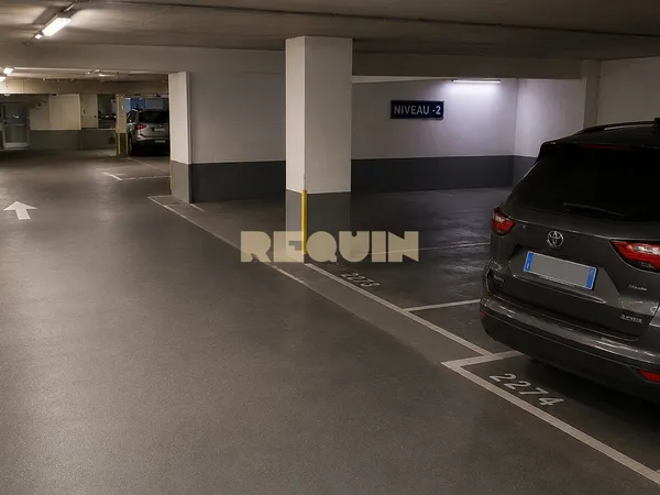 Parking 120 m²