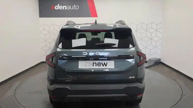 Dacia Bigster hybrid-g 150 4x4 — photo 11