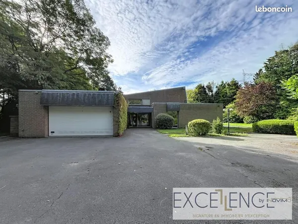 Propriété 21 pièces 332 m²