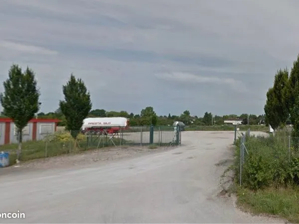 Terrain de 4500 m² a louer