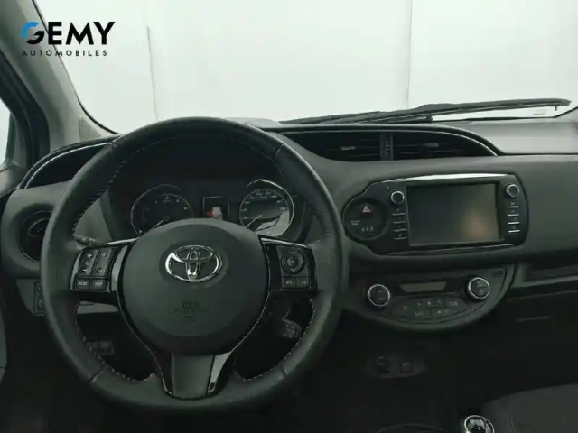 Toyota Yaris 110 vvt-i — photo 8