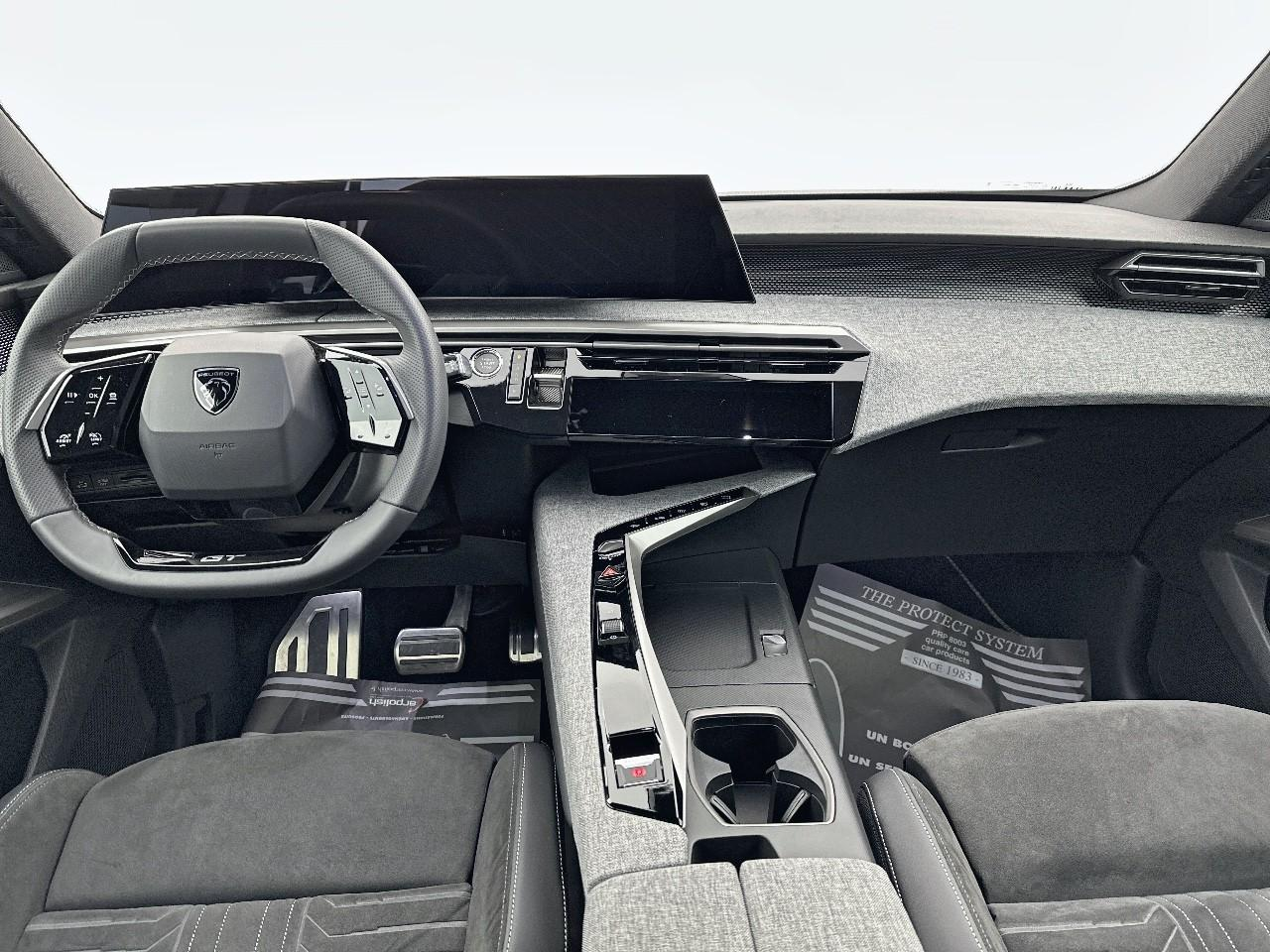 Peugeot 5008 hybrid 145 e-dcs6 gt — photo 12