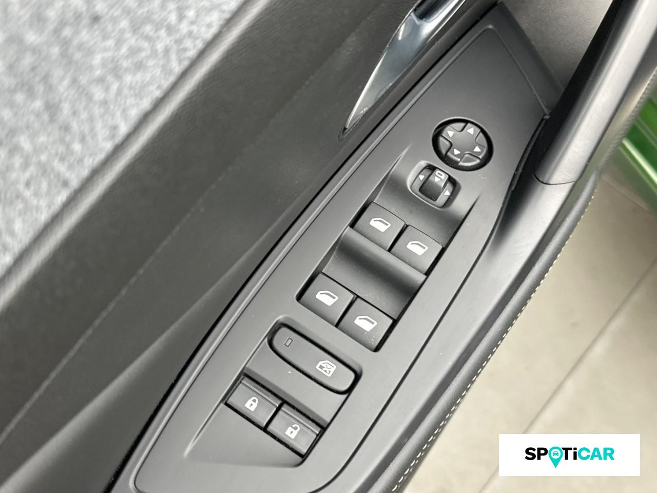 Peugeot 308 1.2 puretech 130ch s&s allure — photo 19