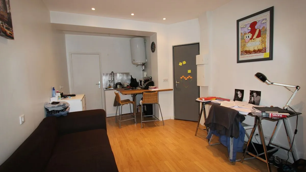 Photo 1