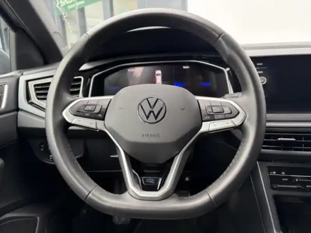 Volkswagen Polo 1.0 tsi 95ch r-line edition — photo 9