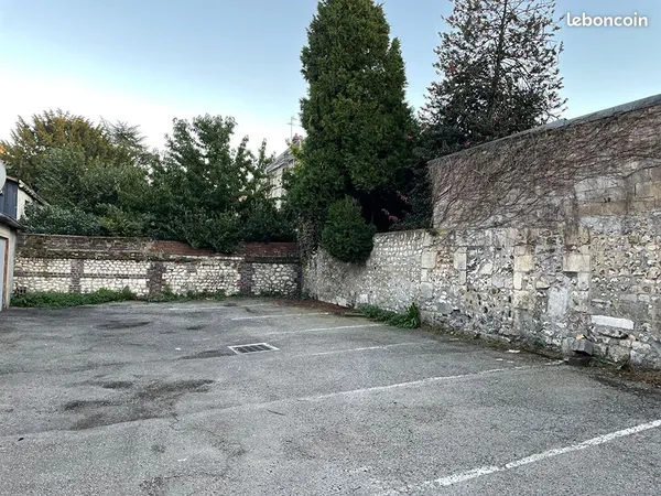 Parking/box 5 pièces ROUEN