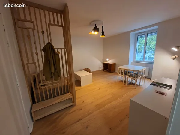 Loue appartement meublé