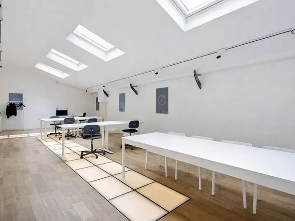 Bureau 213 m²