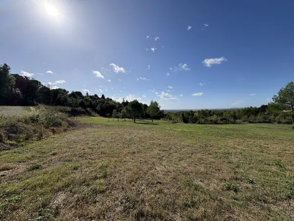 Terrain en individuel 386 m²