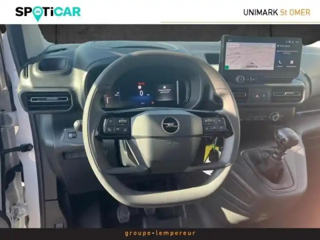 Opel Combo cargo xl diesel 100ch pack premium connect — photo 12