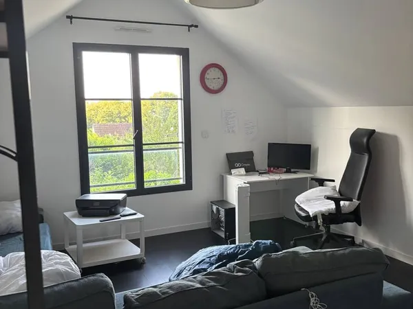 Maison Location Yerres   710€