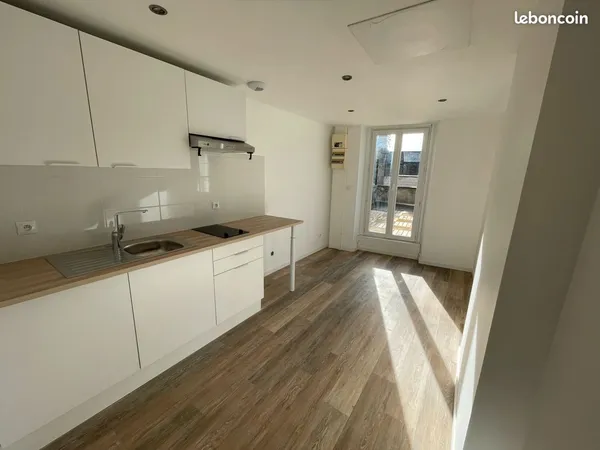 Immeuble de rapport - 3 appartements loués - Hypercentre de Doué en Anjou - 9,30 % de rentabilité br